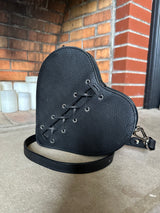 SAMPLE SALE: Black Heartbreaker